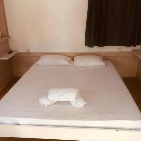 Дом отдыха Barreira Beachfront 4 *